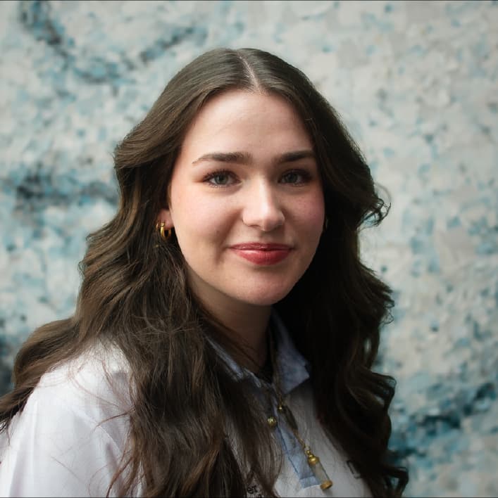 Amy Davies - Media & Marketing